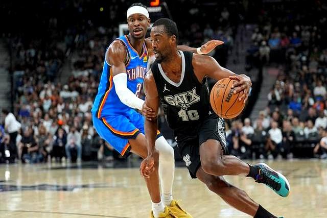 马刺队大胜迎剑，全队士气高涨掀起连胜的简单介绍