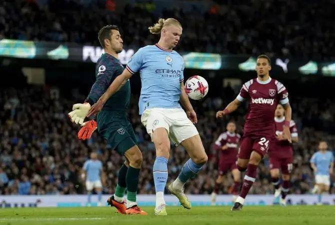 曼城继续领跑,提前锁定英超冠军? 曼城继续领跑,提前锁定英超冠军?