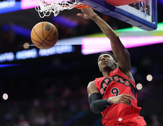 开云APP-猛龙与篮网战至决胜，球员表现亮眼