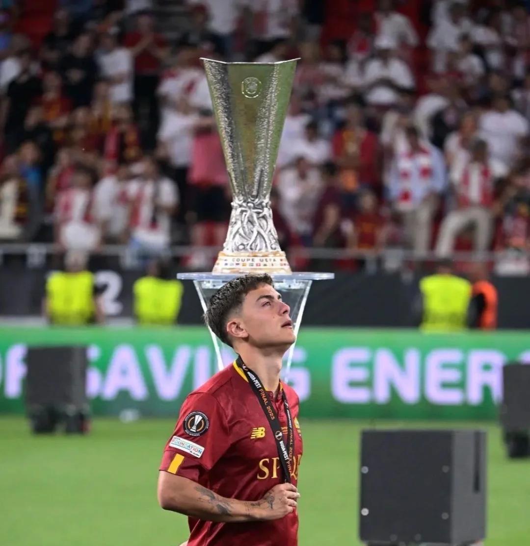 塞维利亚主场碾压对手，取得胜利