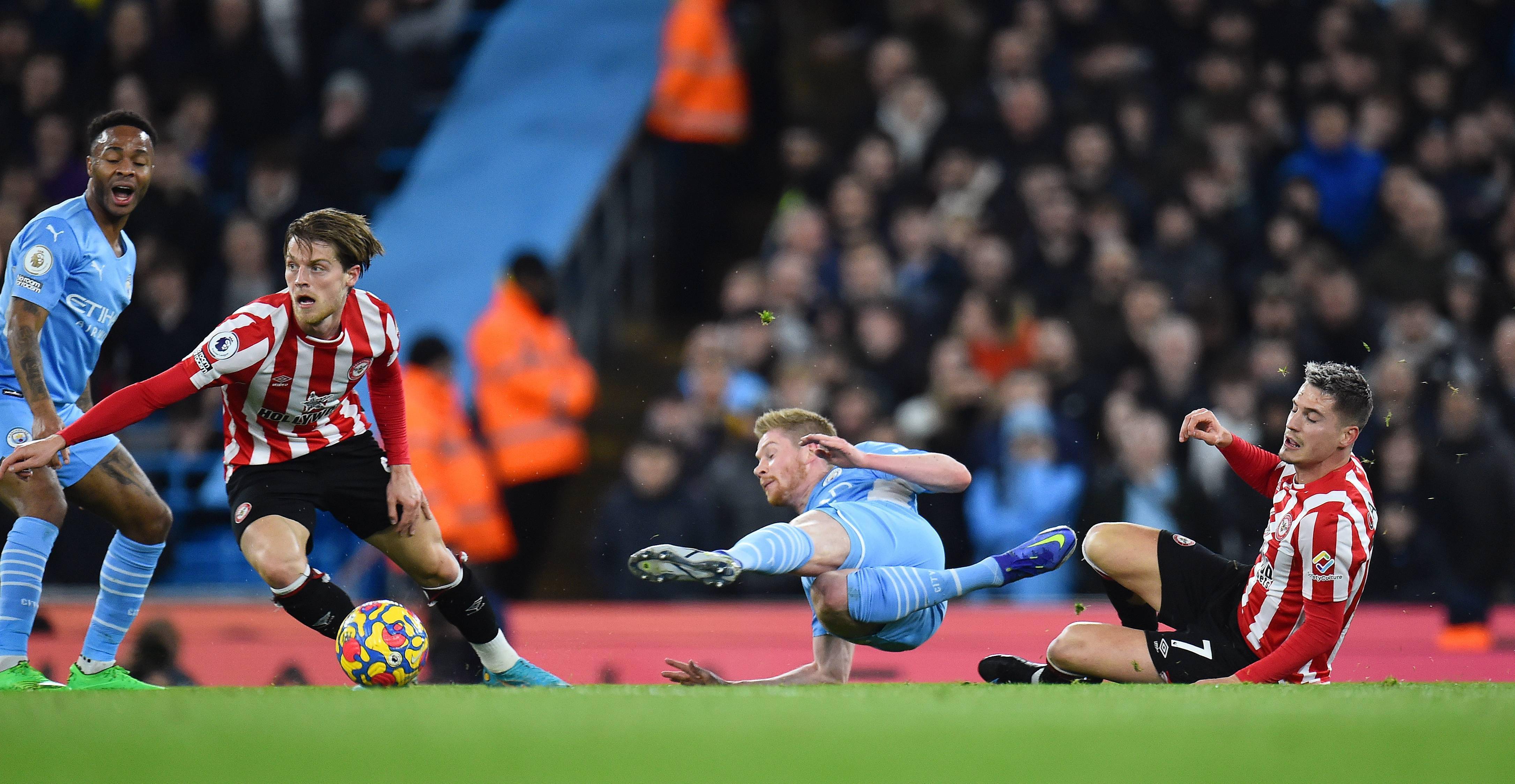 包含曼城轰出大胜,轻松晋级欧冠八强的词条 包含曼城轰出大胜,轻松晋级欧冠八强的词条