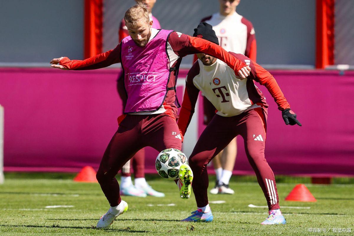 包含慕尼黑豪取大胜，冲击联赛前列的词条