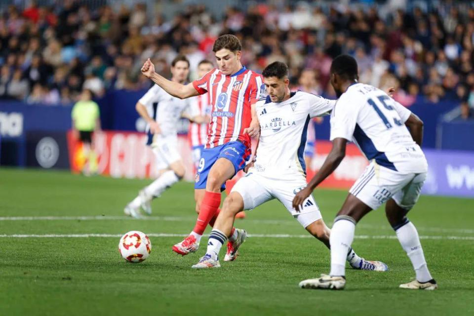 -包含马德里竞技球队表现出色，晋级西班牙国王杯四分之一决赛的词条