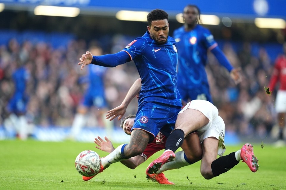 开云体育平台APP-切尔西表现神勇，全队士气高涨