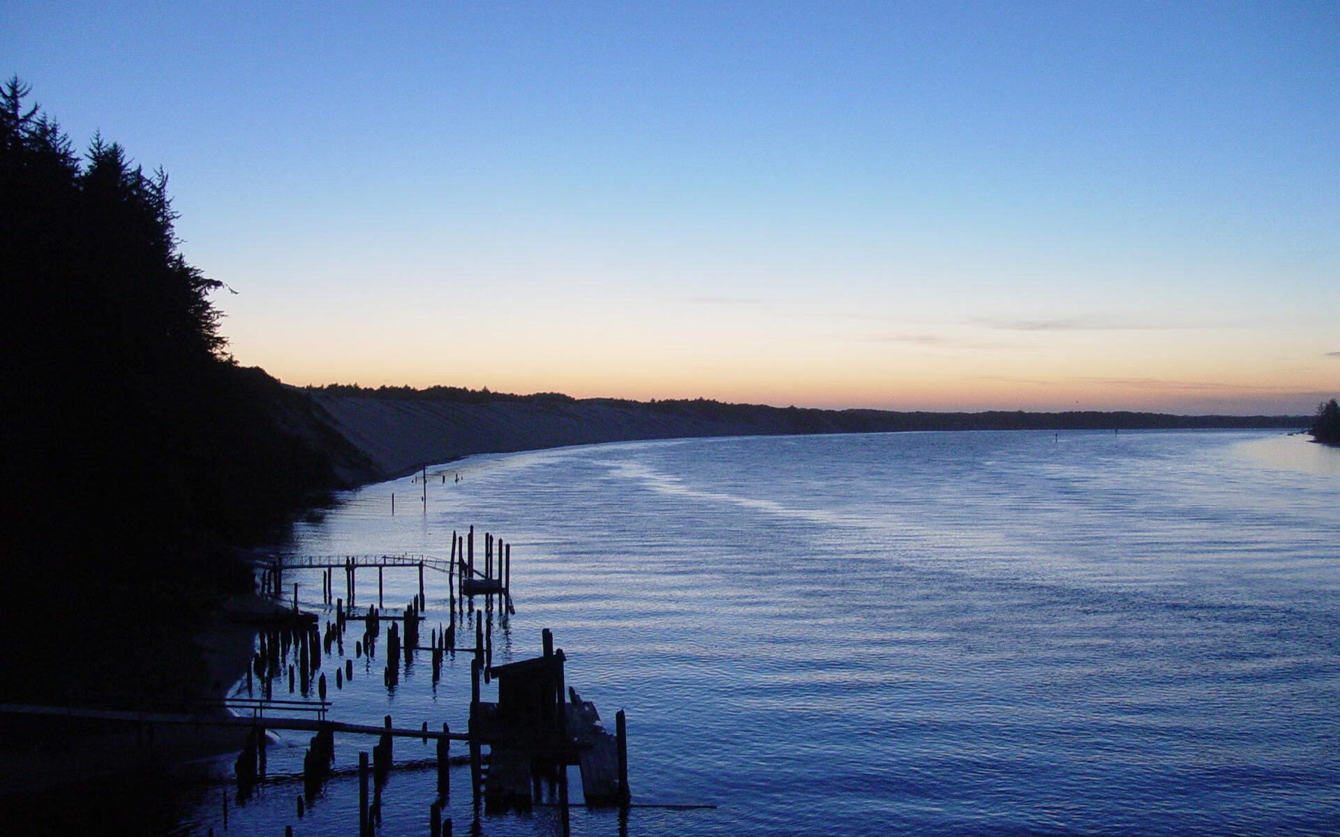 喀麦隆对阵秘鲁,卡瓦哈尔用实力为自己正名