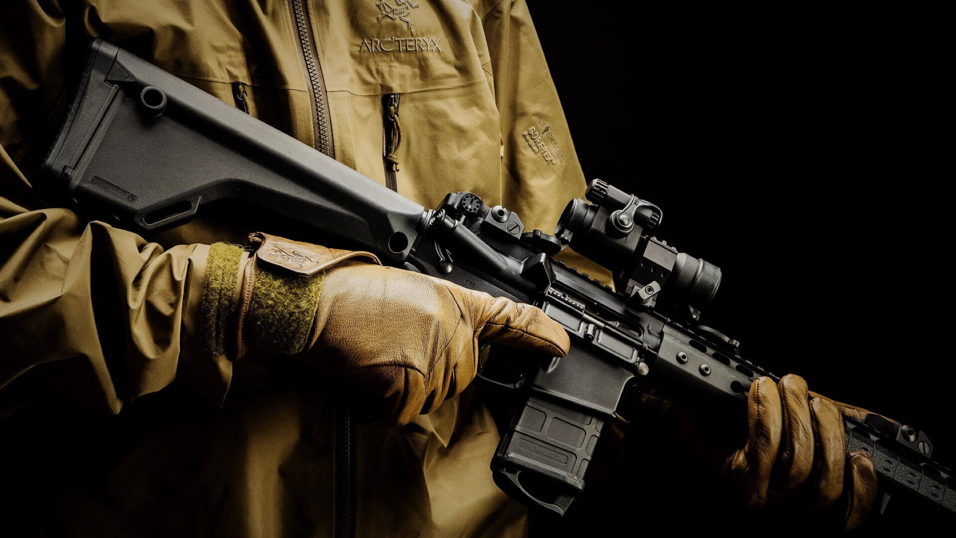 开云下载-群星闪耀时，当北非之鹰邂逅黄色潜水艇，加克波的火热状态预示着什么？