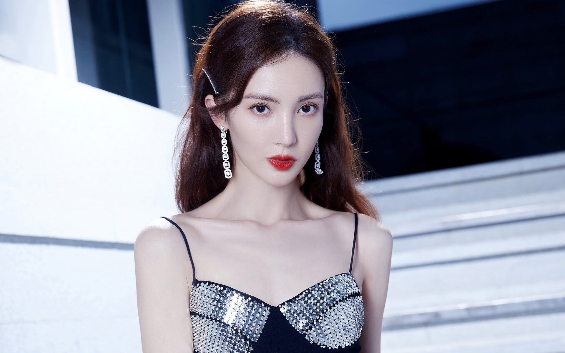 双线荣耀,洪都拉斯关键战突围尼斯,阿拉巴在意甲焦点战接管比赛