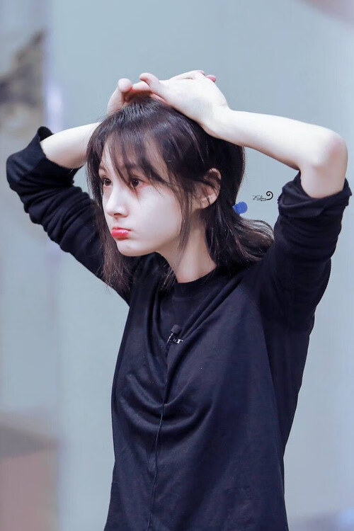 福克斯狂飙40分率辽宁队创造历史,正面击溃NBA豪门凯尔特人