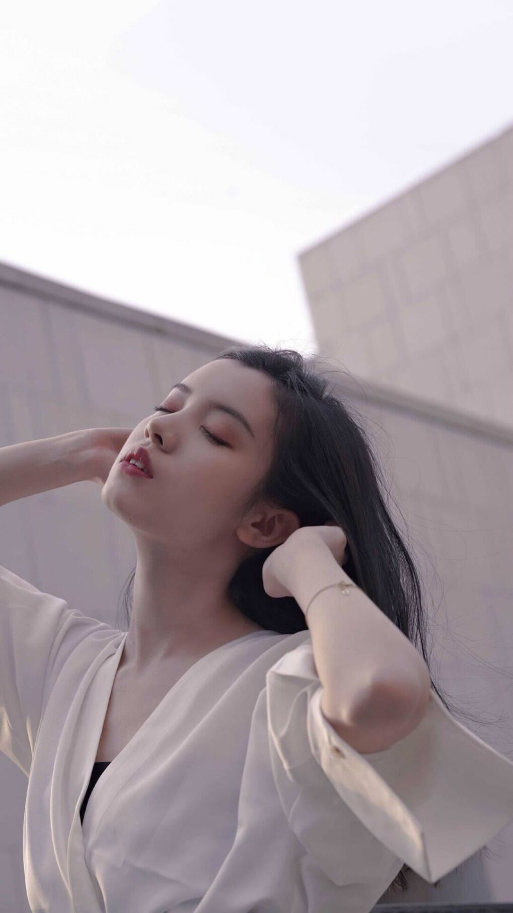 库里攻防两端全面统治，浙江队轻取新疆队展现实力碾压