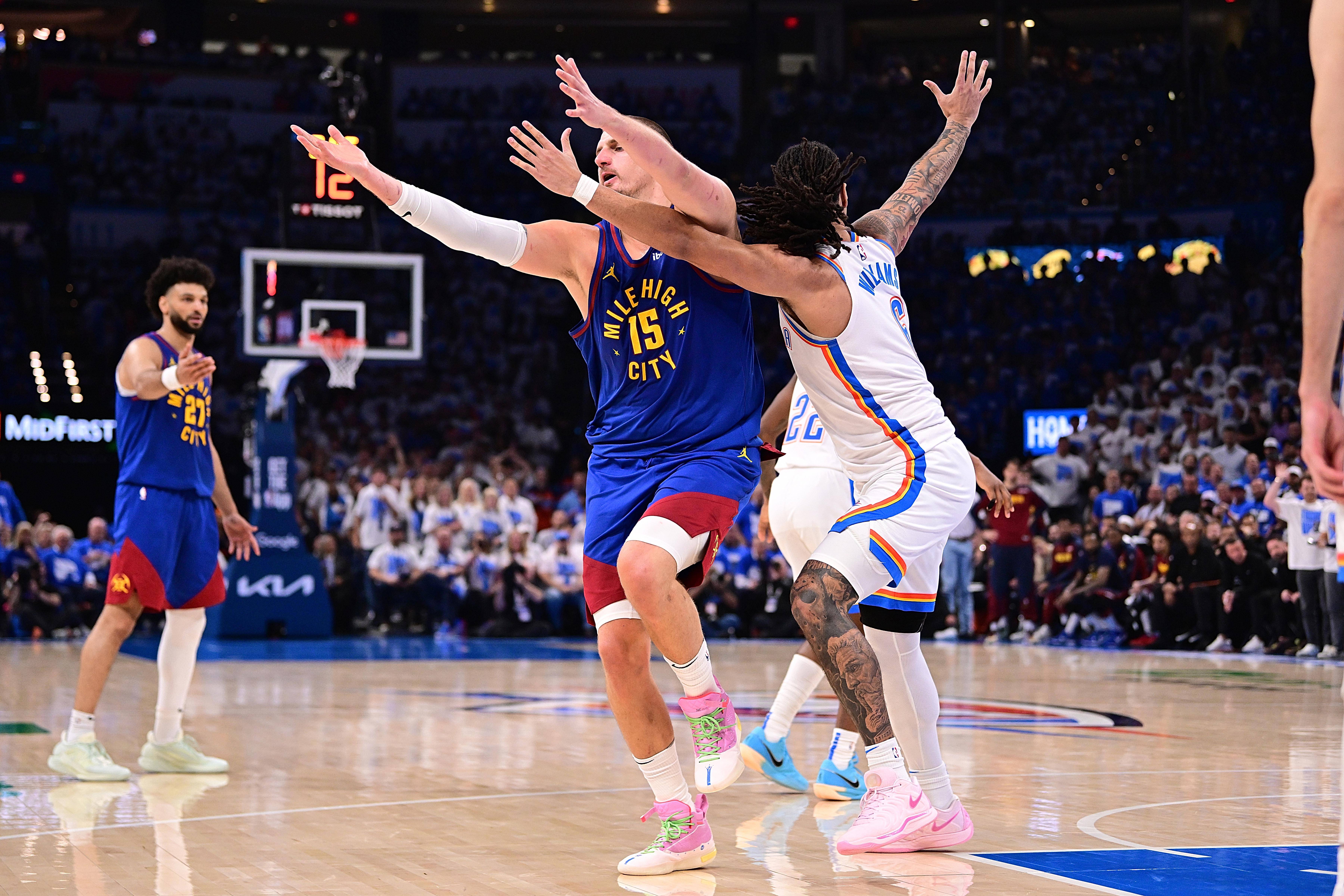 开云APP-掘金末节带走开拓者，詹姆斯在F1新赛季揭幕战接管比赛